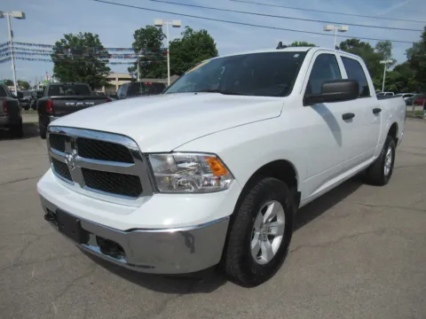 White 2022 Ram 1500 Classic SLT for sale in Jefferson City, TN