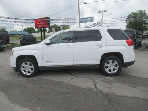 Photos of 2011 GMC Terrain SLE-1 for sale in Jefferson City, TN at Farris Motor Company - Jefferson City