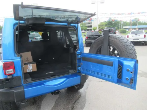More photos of 2016 Jeep Wrangler Unlimited Sahara at Farris Motor Company - Jefferson City, TN