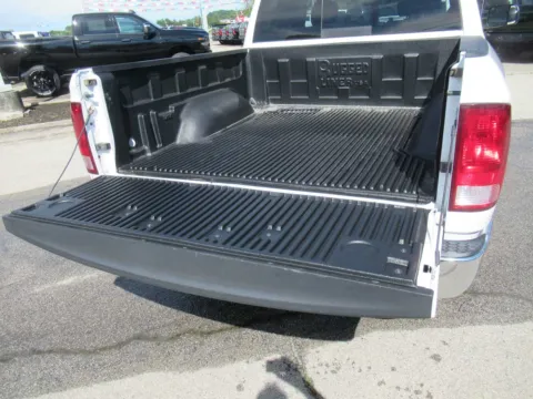 More photos of 2023 Ram 1500 Classic SLT at Farris Motor Company - Jefferson City, TN