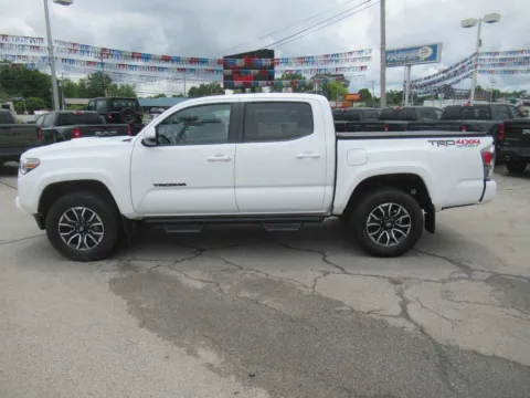 Photos of 2023 Toyota Tacoma TRD Sport for sale in Jefferson City, TN at Farris Motor Company - Jefferson City