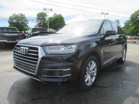 Blue 2018 Audi Q7 Premium Plus for sale in Jefferson City, TN