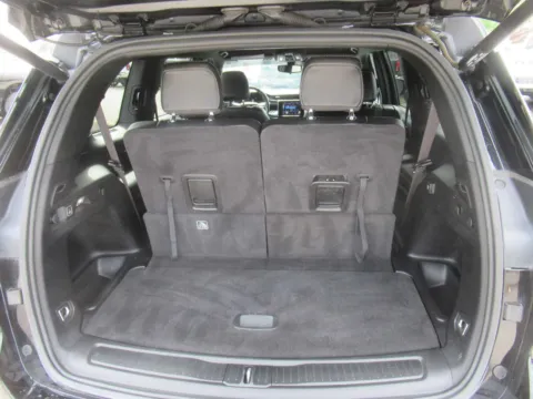 More photos of 2021 Jeep Grand Cherokee L Altitude at Farris Motor Company - Jefferson City, TN