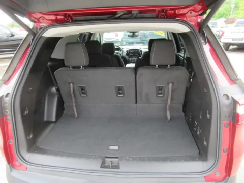 More photos of 2020 Chevrolet Traverse LT Cloth at Farris Motor Company - Jefferson City, TN