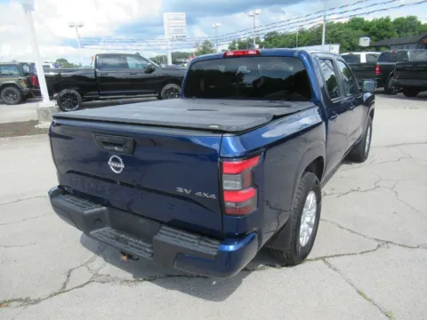 More photos of 2022 Nissan Frontier SV at Farris Motor Company - Jefferson City, TN