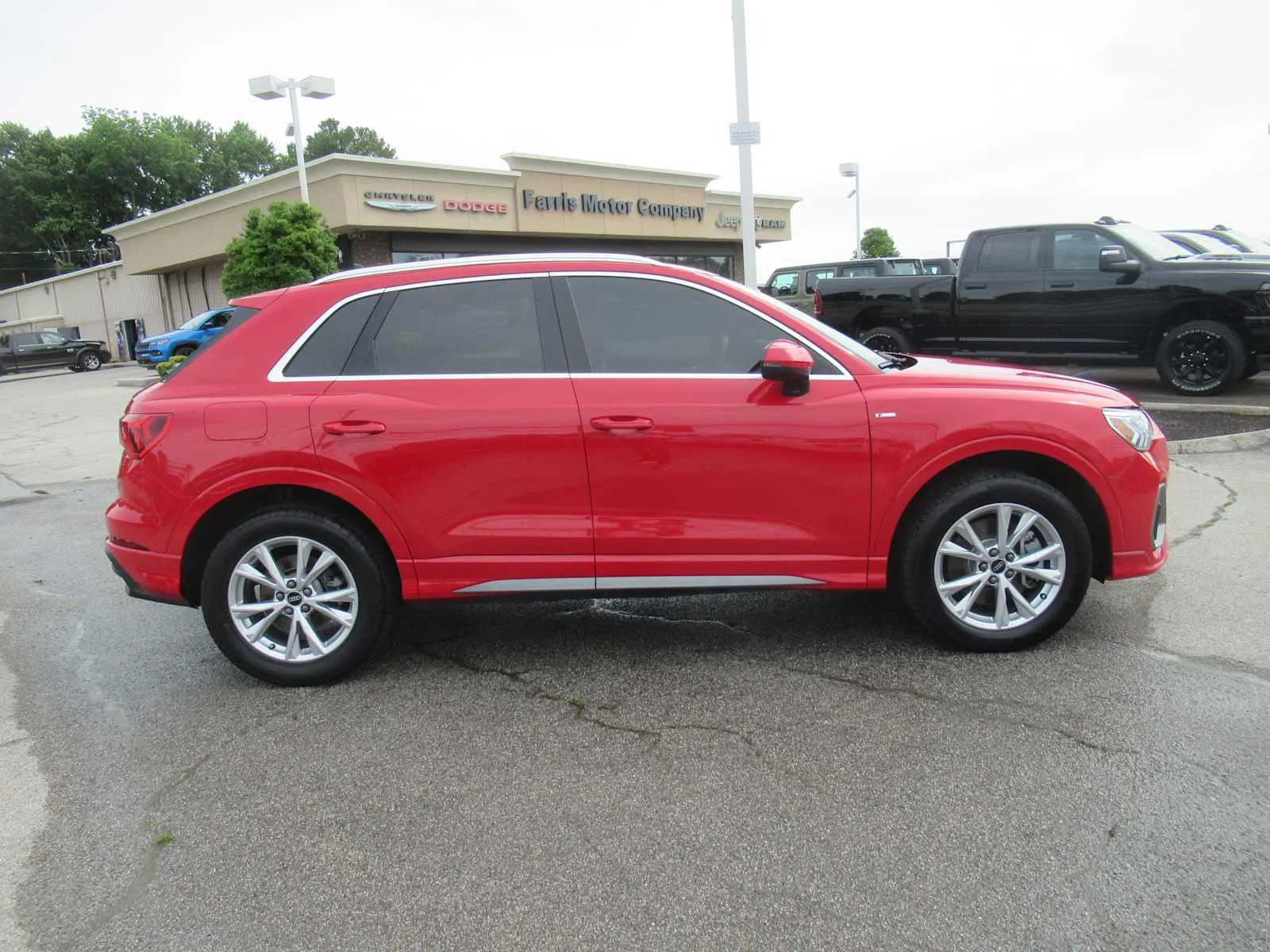 2025 Audi Q3 S Line Premium - Photo 9