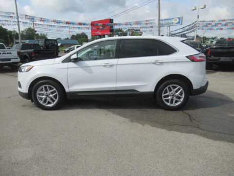 Photos of 2022 Ford Edge SEL for sale in Jefferson City, TN at Farris Motor Company - Jefferson City