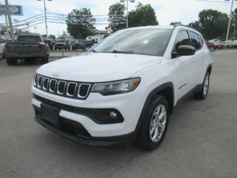 White 2024 Jeep Compass Latitude for sale in Jefferson City, TN