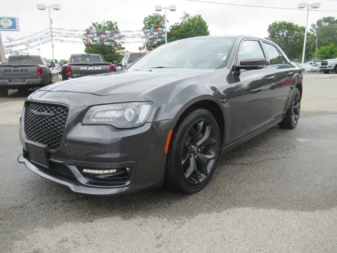 Gray 2022 Chrysler 300 Touring L for sale in Jefferson City, TN