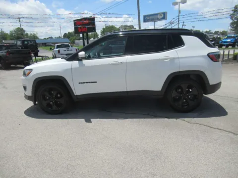 Photos of 2021 Jeep Compass Altitude for sale in Jefferson City, TN at Farris Motor Company - Jefferson City
