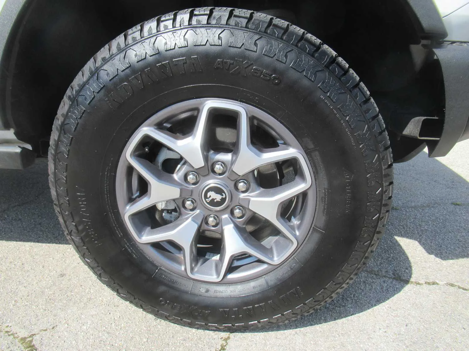 2023 Ford Bronco 4-Door Badlands - Photo 9