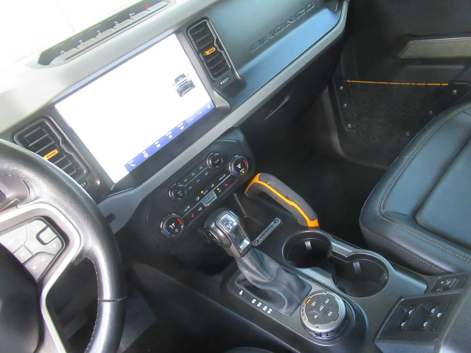 2023 Ford Bronco 4-Door Badlands - Photo 28
