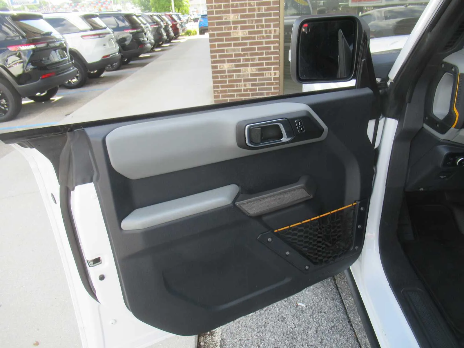 2023 Ford Bronco 4-Door Badlands - Photo 16