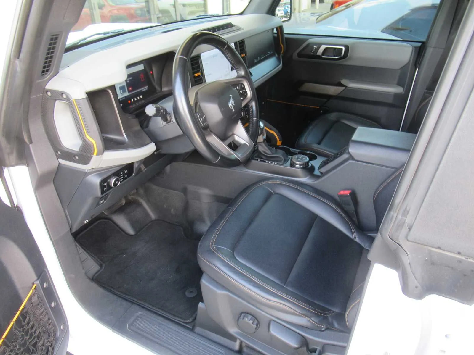 2023 Ford Bronco 4-Door Badlands - Photo 19