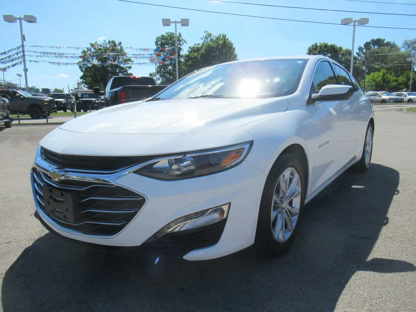 White 2023 Chevrolet Malibu LT for sale in Jefferson City, TN