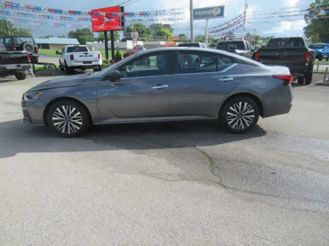 Photos of 2025 Nissan Altima SV for sale in Jefferson City, TN at Farris Motor Company - Jefferson City