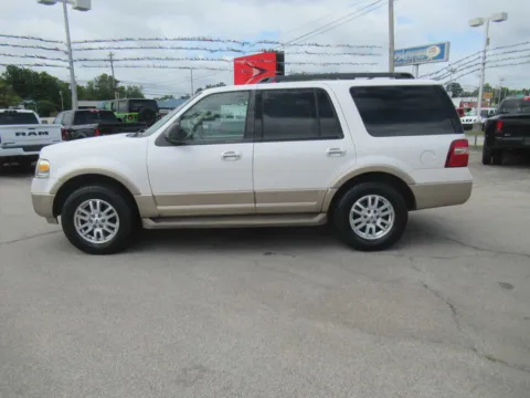 Photos of 2011 Ford Expedition XLT for sale in Jefferson City, TN at Farris Motor Company - Jefferson City