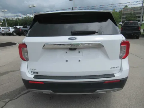 More photos of 2023 Ford Explorer XLT at Farris Motor Company - Jefferson City, TN