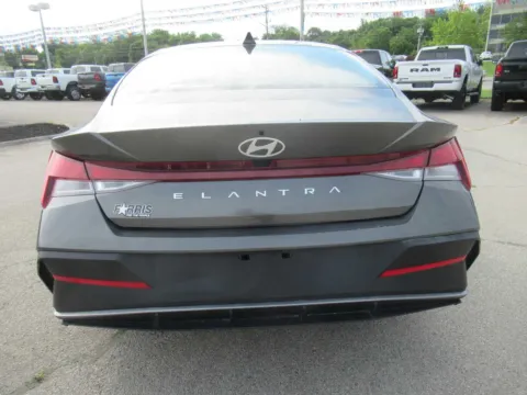 More photos of 2024 Hyundai Elantra SEL at Farris Motor Company - Jefferson City, TN
