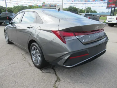 Another view of 2024 Hyundai Elantra SEL for sale in Jefferson City, TN at Farris Motor Company - Jefferson City
