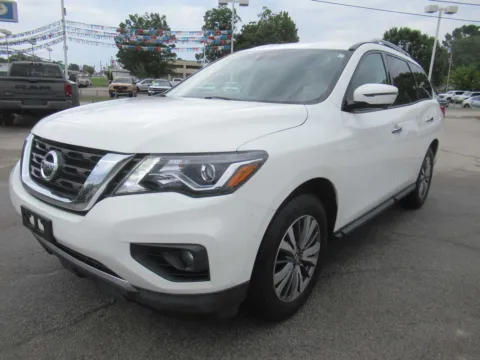 White 2020 Nissan Pathfinder SL for sale in Jefferson City, TN