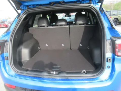 More photos of 2026 Jeep Compass Latitude at Farris Motor Company - Jefferson City, TN