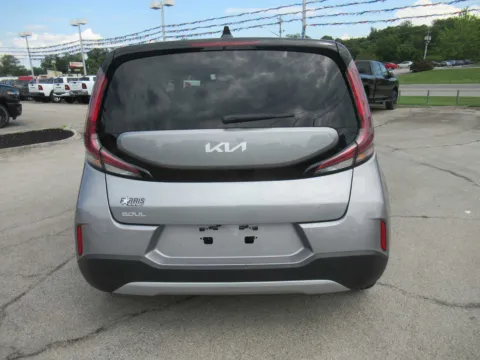 More photos of 2023 Kia Soul LX at Farris Motor Company - Jefferson City, TN