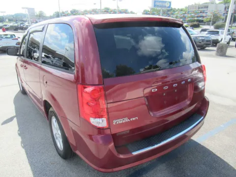 More photos of 2011 Dodge Grand Caravan Mainstreet at Farris Motor Company - Jefferson City, TN
