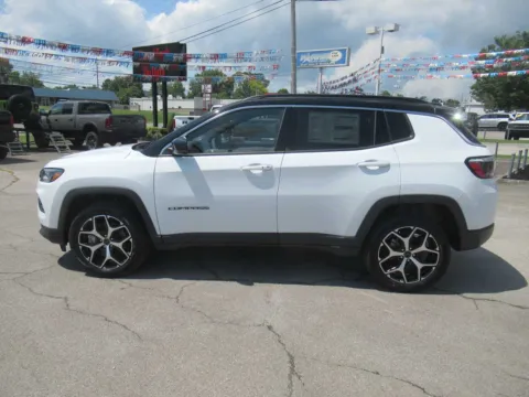 Photos of 2026 Jeep Compass Limited for sale in Jefferson City, TN at Farris Motor Company - Jefferson City