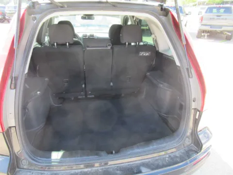 More photos of 2011 Honda CR-V LX at Farris Motor Company - Jefferson City, TN