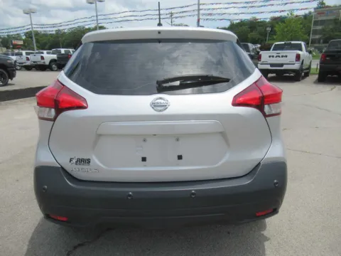 More photos of 2020 Nissan Kicks S at Farris Motor Company - Jefferson City, TN