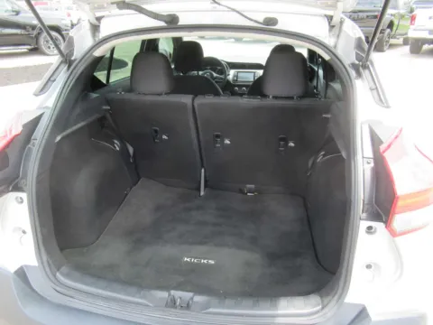 More photos of 2020 Nissan Kicks S at Farris Motor Company - Jefferson City, TN