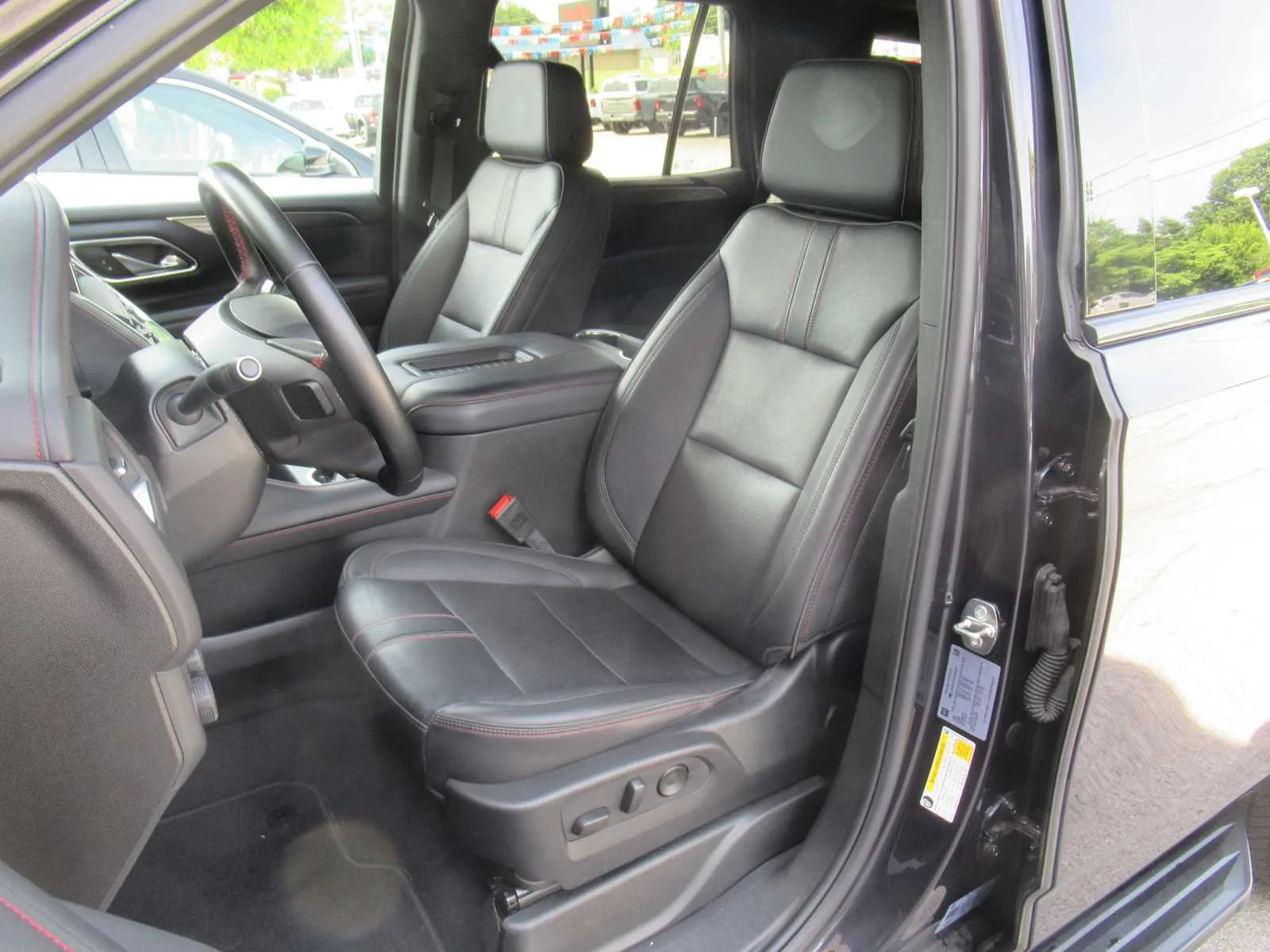 2024 Chevrolet Tahoe RST - Photo 18