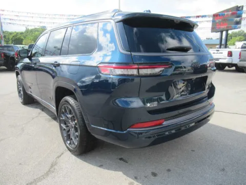 Another view of 2026 Jeep Grand Cherokee L Summit for sale in Jefferson City, TN at Farris Motor Company - Jefferson City