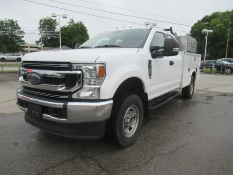 White 2021 Ford Super Duty F-350 SRW Chassis Cab XL for sale in Jefferson City, TN