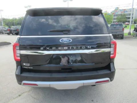 More photos of 2024 Ford Expedition Limited at Farris Motor Company - Jefferson City, TN