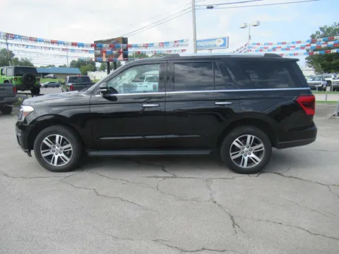 Photos of 2024 Ford Expedition Limited for sale in Jefferson City, TN at Farris Motor Company - Jefferson City