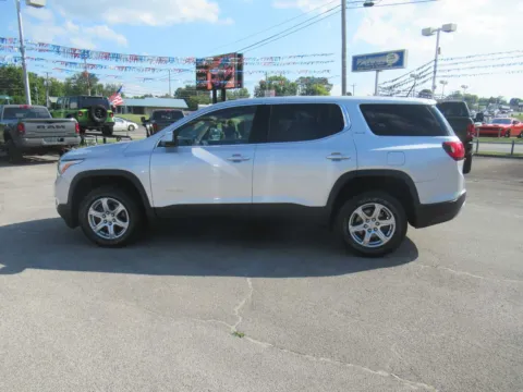 Photos of 2019 GMC Acadia SLE for sale in Jefferson City, TN at Farris Motor Company - Jefferson City