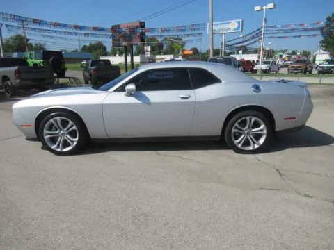 Photos of 2021 Dodge Challenger SXT for sale in Jefferson City, TN at Farris Motor Company - Jefferson City