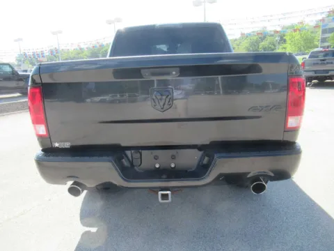 More photos of 2017 Ram 1500 Express at Farris Motor Company - Jefferson City, TN