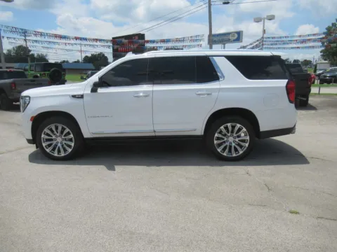 Photos of 2023 GMC Yukon Denali for sale in Jefferson City, TN at Farris Motor Company - Jefferson City