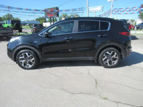 Photos of 2022 Kia Sportage EX for sale in Jefferson City, TN at Farris Motor Company - Jefferson City