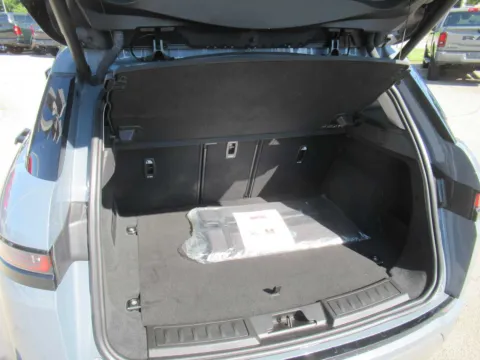 More photos of 2022 Land Rover Range Rover Evoque S at Farris Motor Company - Jefferson City, TN