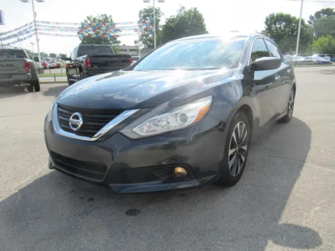 Blue 2018 Nissan Altima 2.5 SV for sale in Jefferson City, TN