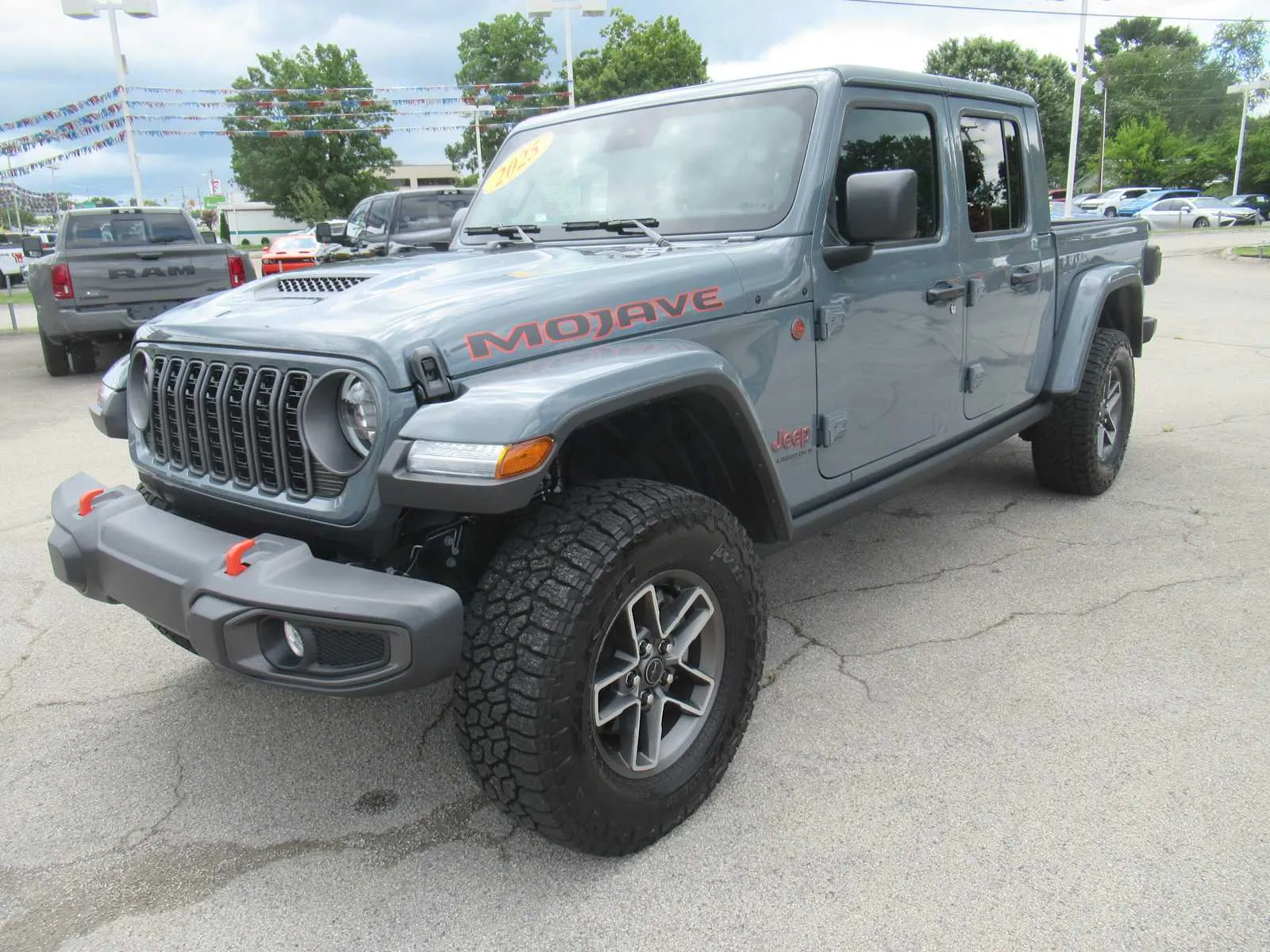 Blue 2025 Jeep Gladiator Mojave for sale in Jefferson City, TN
