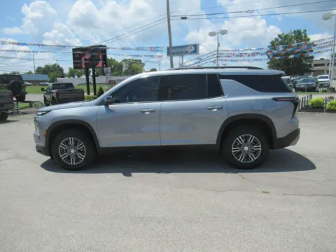 Photos of 2026 Chevrolet Traverse FWD LT for sale in Jefferson City, TN at Farris Motor Company - Jefferson City