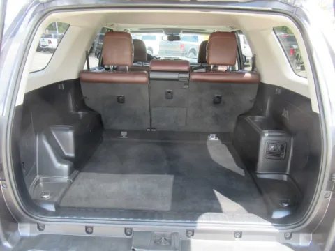 More photos of 2015 Toyota 4Runner Limited at Farris Motor Company - Jefferson City, TN