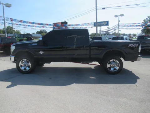 Photos of 2016 Ford Super Duty F-350 SRW Pickup Lariat for sale in Jefferson City, TN at Farris Motor Company - Jefferson City