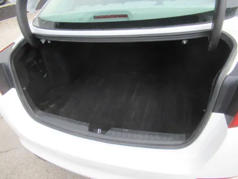 More photos of 2015 Kia Optima SXL Turbo at Farris Motor Company - Jefferson City, TN