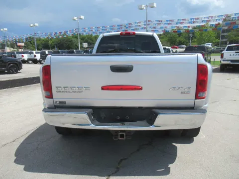 More photos of 2004 Dodge Ram 3500 SLT at Farris Motor Company - Jefferson City, TN